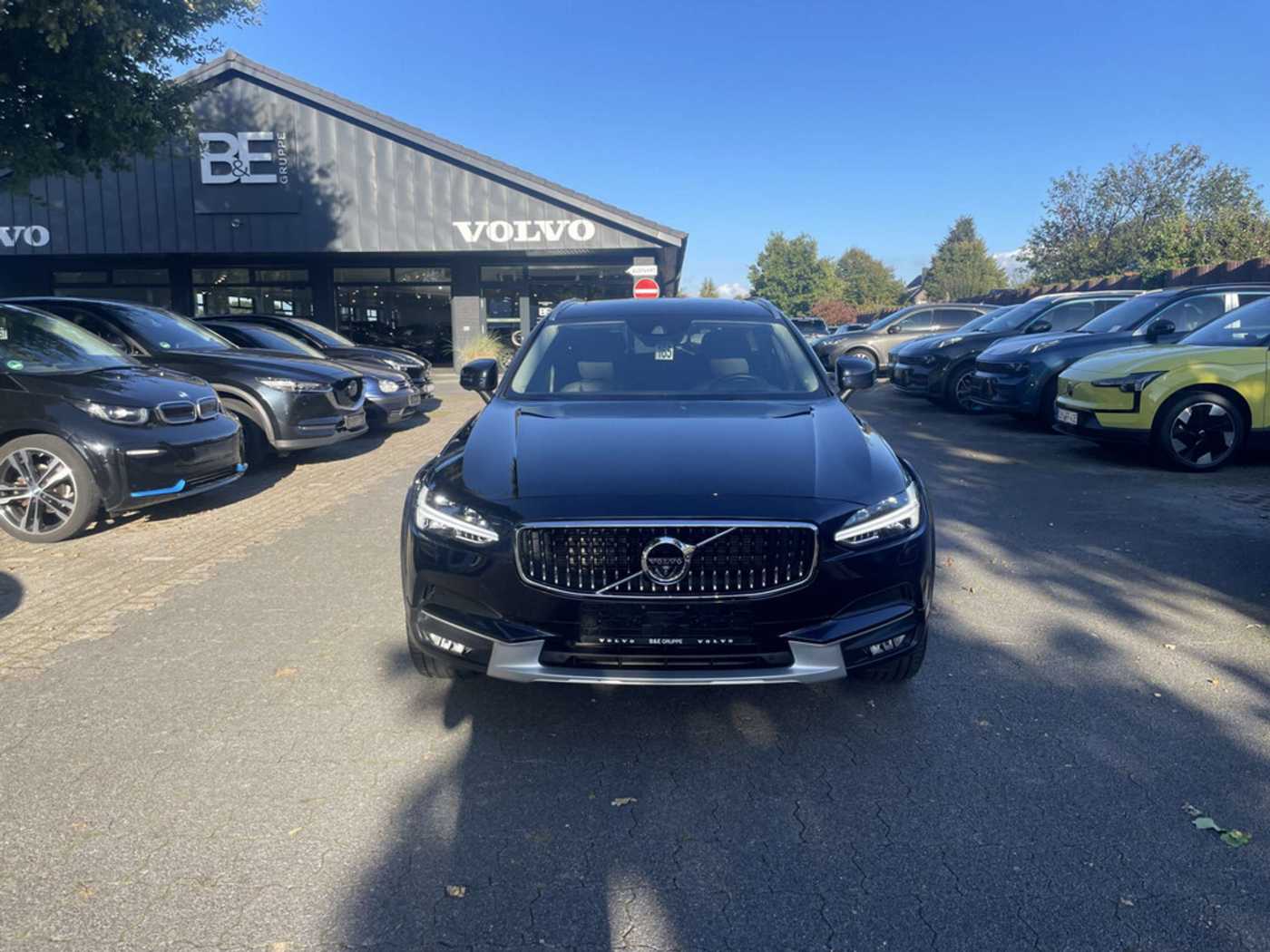 Volvo  D5 AWD Vmax u. Polestar-Lei