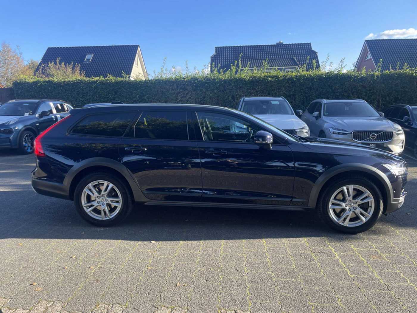 Volvo  D5 AWD Vmax u. Polestar-Lei
