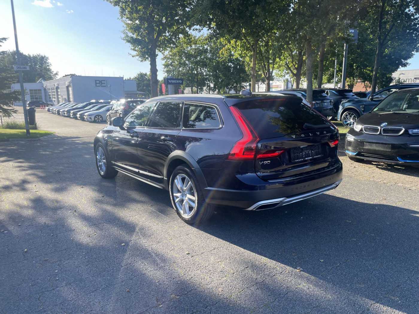 Volvo  D5 AWD Vmax u. Polestar-Lei
