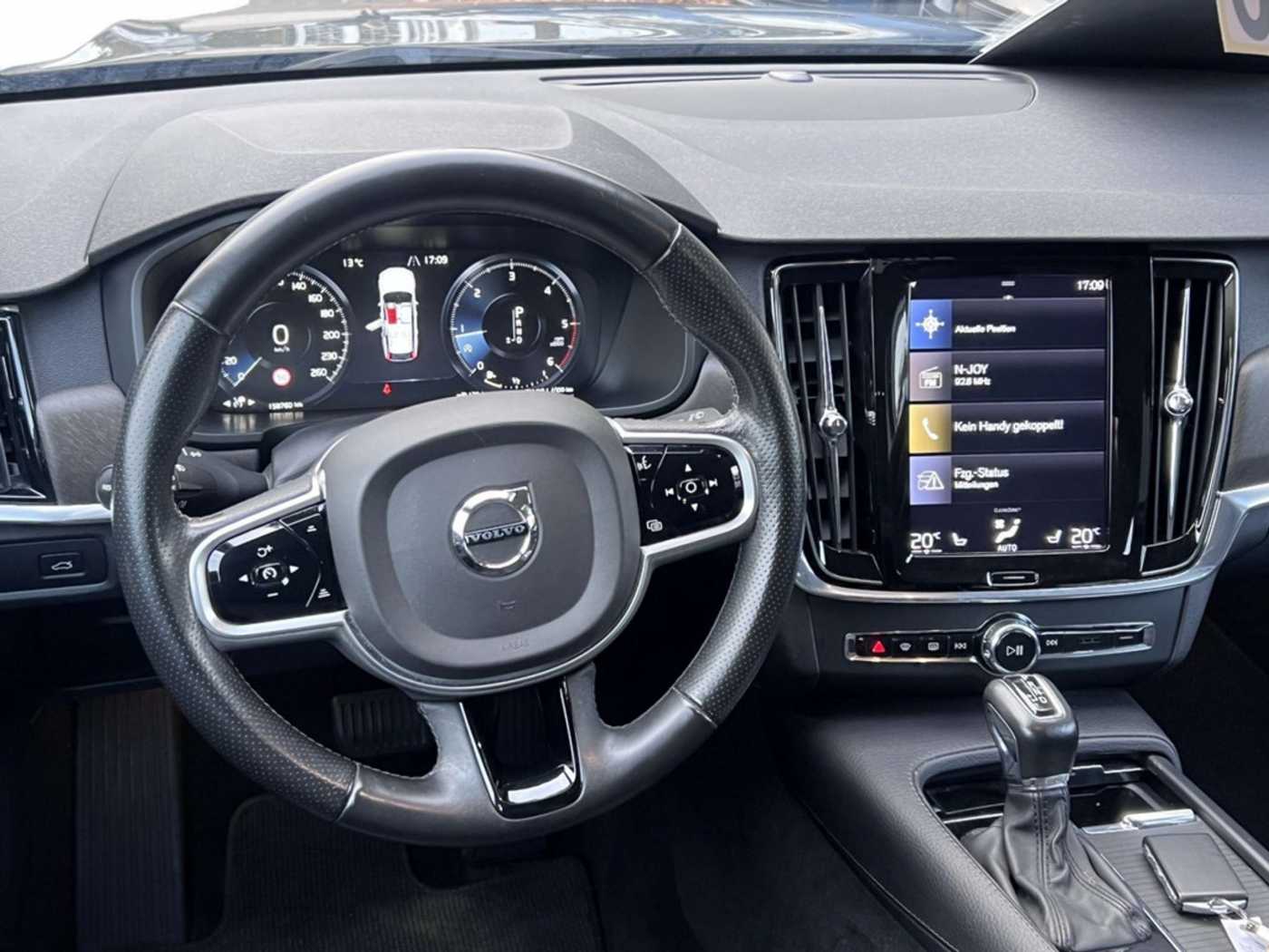 Volvo  D4 AWD LED SITZHEIZUNG ACC
