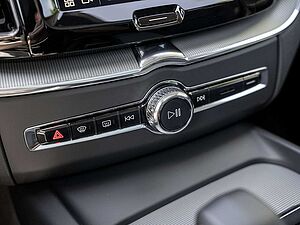 Volvo  T6 Plus Dark Recharge AWD GJR PANO 360°