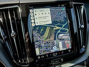 Volvo  T6 Plus Dark Recharge WD GJR PANO 360°