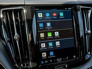 Volvo  T6 Plus Dark Recharge WD GJR PANO 360°