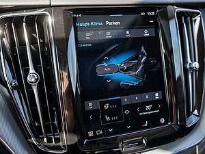 Volvo  T6 Plus Dark Recharge WD GJR PANO 360°