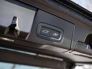 Volvo  T6 Plus Dark Recharge WD GJR PANO 360°