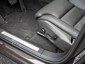 Volvo  T6 Plus Dark Recharge AWD GJR PANO 360°