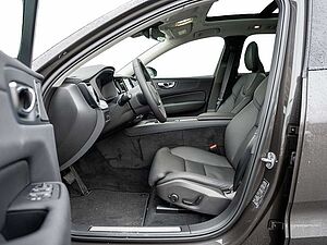 Volvo  T6 Plus Dark Recharge AWD GJR PANO 360°