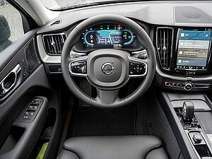 Volvo  T6 Plus Dark Recharge AWD GJR PANO 360°