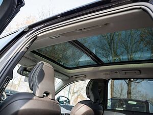 Volvo  T8 Plus Bright AWD H/K PANORAMADACH 360°