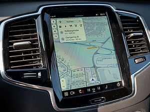 Volvo  T8 Plus Bright AWD H/K PANORAMADACH 360°