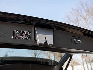 Volvo  T8 Plus Bright AWD H/K PANORAMADACH 360°
