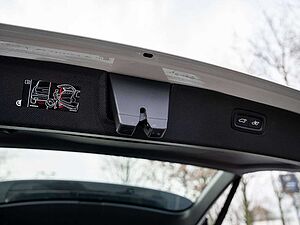Volvo  T8 Ultra Bright Recharge 360° 7-SITZER