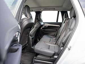Volvo  T8 Ultra Bright Recharge 360° 7-SITZER