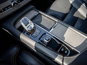Volvo  T8 Plus Dark Plug-In Hybrid FACELIFT H/K