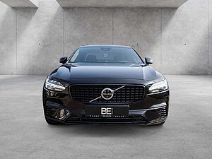 Volvo  T8 Ultimate Dark ACC HGSD B&W HUD 360°
