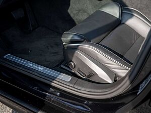 Volvo  T8 Ultimate Dark ACC HGSD B&W HUD 360°
