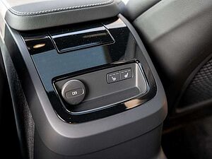 Volvo  T8 Ultimate Dark ACC HGSD B&W HUD 360°