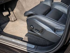 Volvo  T8 Plus Bright Plug-In Hybrid STANDHZ