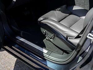 Volvo  T8 Ultra Dark Recharge Plug-In Hybrid AWD