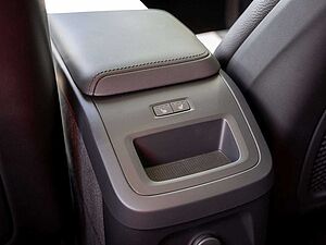 Volvo  T8 Ultra Dark Recharge Plug-In Hybrid AWD