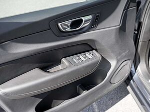 Volvo  T8 Plus Bright Recharge AWD