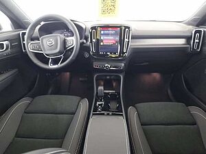 Volvo  B4 Plus Dark MEMORY ACC H/K