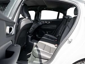 Volvo  T8 AWD Ultimate Dark AWD 360° B&W PANO