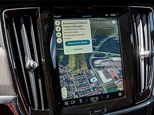 Volvo  T8 Ultimate Dark Recharge AWD 360° HUD