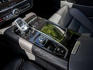 Volvo  T8 Ultimate Dark Recharge AWD 360° HUD