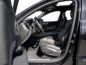 Volvo  T6 Plus Dark Recharge Plug-In Hybrid AWD
