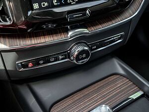 Volvo  T8 Plus Bright Recharge AWD PANO 360°