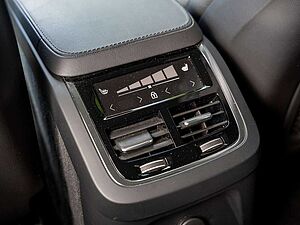 Volvo  T8 Plus Bright Recharge Plug-In AWD 360°