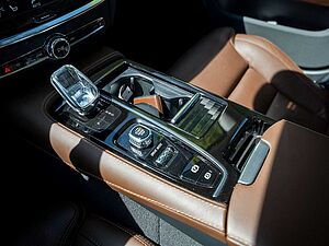 Volvo  T8 Inscription Recharge AWD HUD STANDHZ
