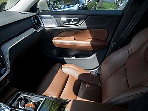 Volvo  T8 Inscription Recharge AWD HUD STANDHZ