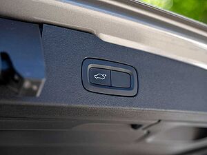 Volvo  T8 Inscription Recharge AWD HUD STANDHZ
