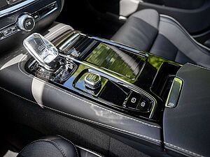Volvo  T8 Ultimate Dark Recharge AWD HUD PANO