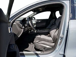 Volvo  T8 Ultimate Dark Recharge AWD HUD PANO
