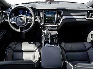 Volvo  T8 Ultimate Dark Recharge AWD HUD PANO