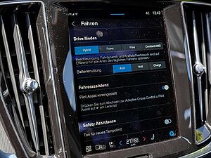 Volvo  T8 Ultimate Dark Recharge AWD HUD PANO