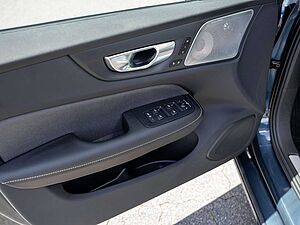 Volvo  T8 Ultimate Dark Recharge AWD HUD PANO