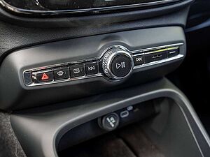Volvo  Plus Recharge Pure Electric 2WD STANDHZ