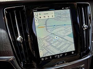 Volvo  B5 Ultimate AWD HUD STANDHZ