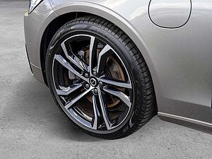 Volvo  Recharge T6 AWD R-Design