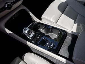 Volvo  T5 Inscription Recharge STANDHZ 360°