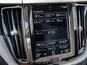 Volvo  D4 FWD Inscription H/K KAMERA NAVI AHK