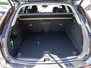 Volvo  D4 FWD Inscription H/K KAMERA NAVI AHK