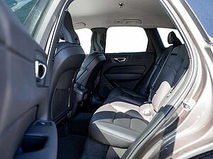 Volvo  D4 FWD Inscription H/K KAMERA NAVI AHK
