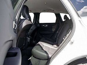 Volvo  B4 Core STANDHZ LENKRADHZ. ACC FACELIFT