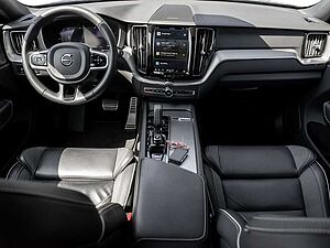 Volvo  B4 R Design AWD AHK STANDHEIZUNG HGSD