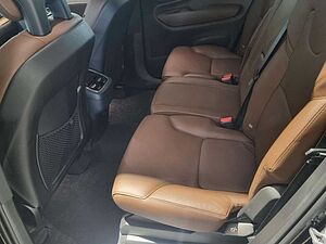 Volvo  B6 Inscription AWD STANDHZ Pano-Dach